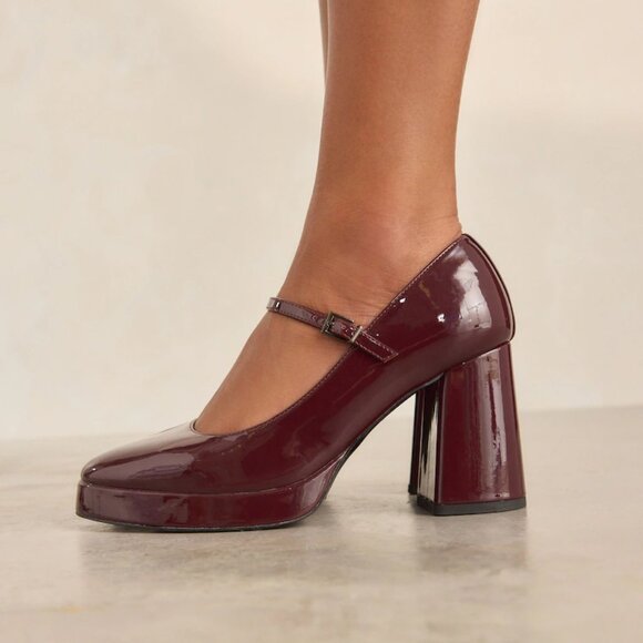 NEW KENNETH COLE NEW YORK Brynne Pumps wine for women 360tn - Picture 1 of 10